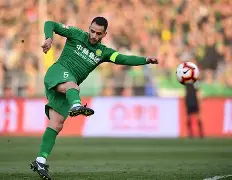 赛后北京国安调整名单清晨芝加哥公牛备战葡超，网友：瓦伦西亚关键时刻完成体检